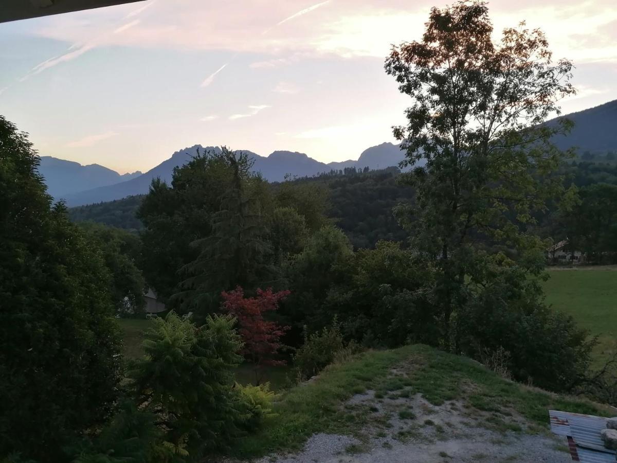 Gite Au Calme Pres Du Lac D'Annecy Сен-Жорьо Экстерьер фото